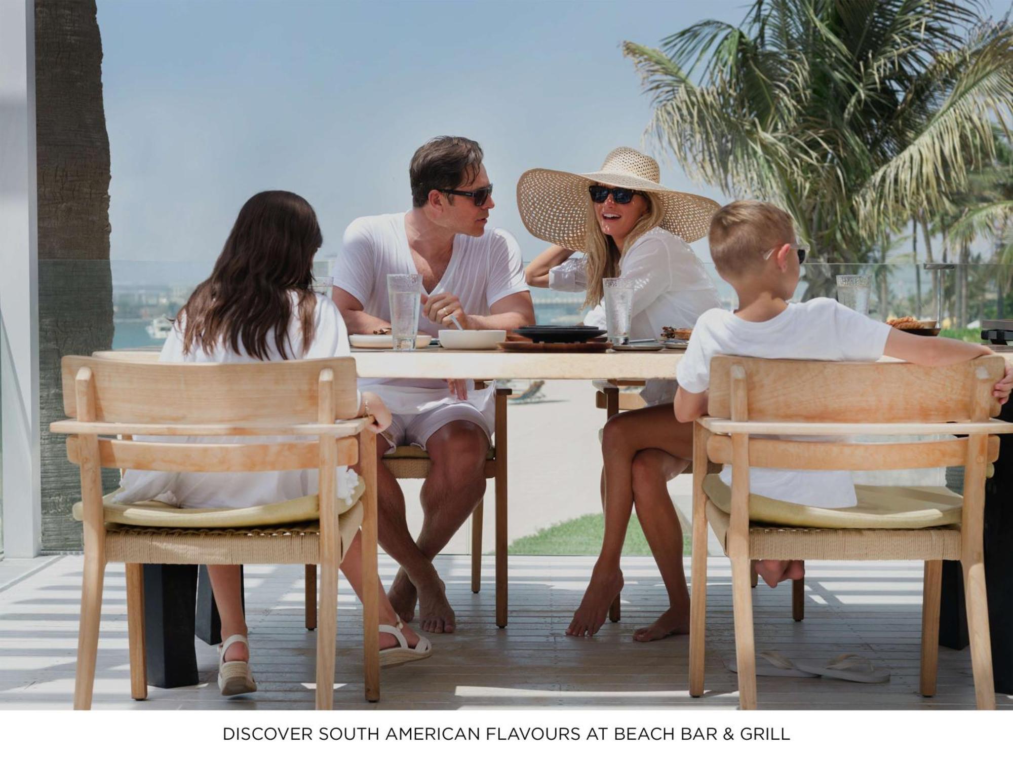 원&원 로열 미라지 리조트 두바이 앳 주메이라 비치 외부 사진 Beach Bar and Grill